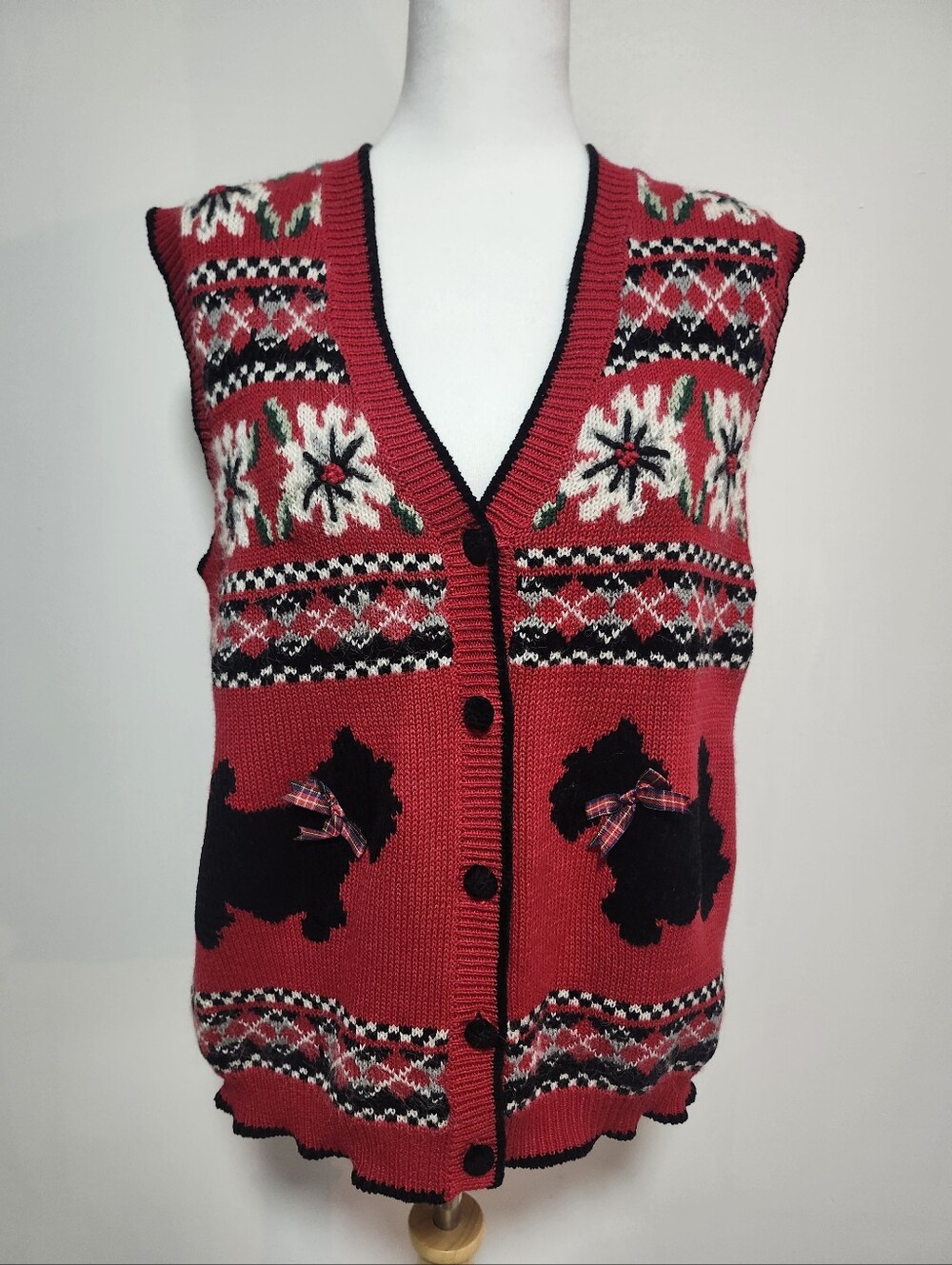 Alfred Dunner Red Holiday Knit Vest with Scottie Dog Motif